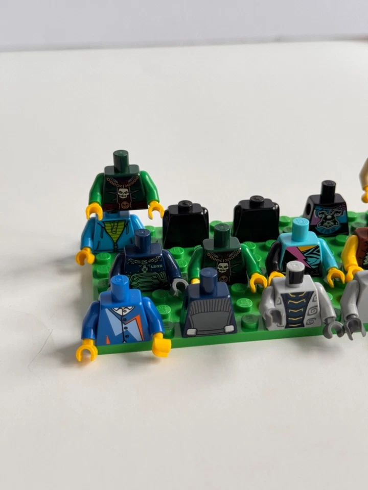 assorted lego torsos - Image 2 of 4
