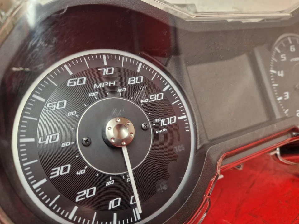 YAMAHA CZD X-MAX CZD300 VELOCÍMETRO CUADRO DE INSTRUMENTOS 2019 0,3 L GASOLINA  Foto 3 de 4