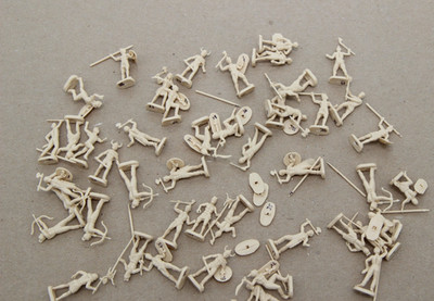 1/72 ESCI  Barbarians Roman Wars Lot of 46 Figures Open, No Box