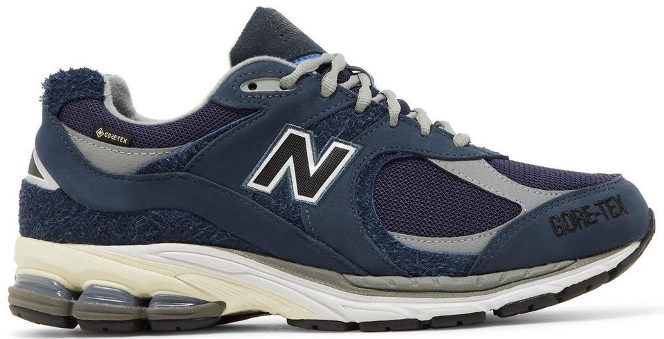 New Balance INVINCIBLE x N.HOOLYWOOD x 2002R GORE-TEX Blue Moon