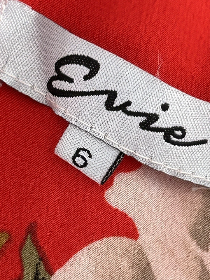 Evie Floral dress Size 6 Red Floral Long Maxi Sleeveless - Image 3 of 4