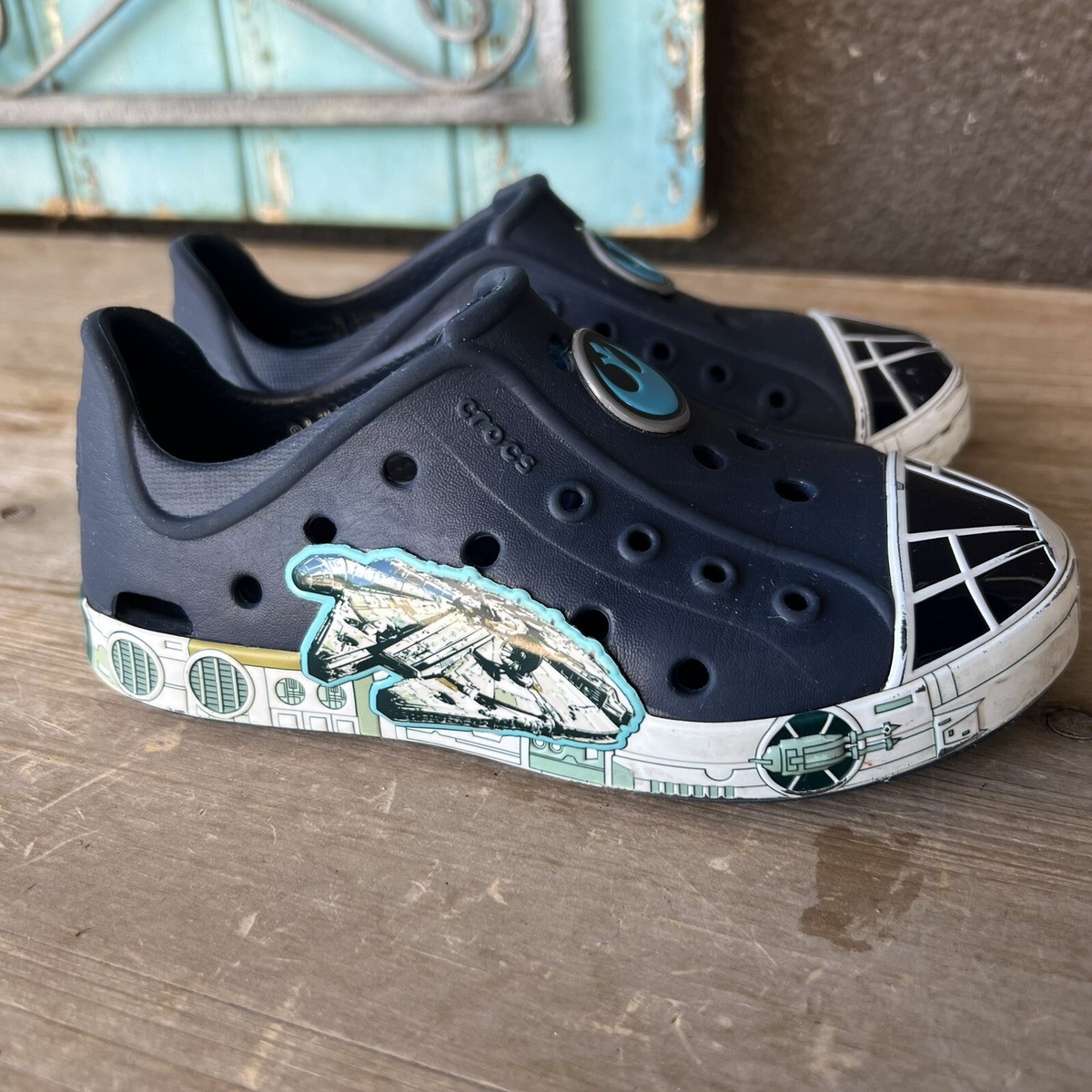 falcon sandals
