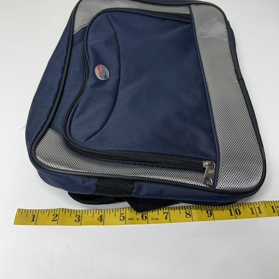 American Tourists 旅行商务笔记本电脑包 — 第 4/4 张图片