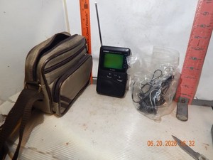 CASIO  TV-1450B LCD Pocket VHF/UHF vintage  color Television NTSC Works, but..