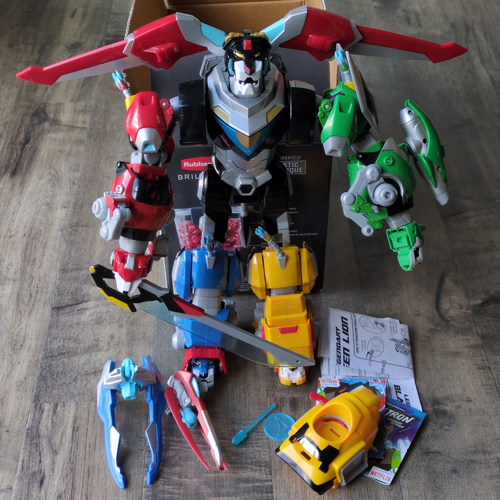 2017 Playmates Voltron Legendary Defender Ultimate Voltron 14" Electronic Figure