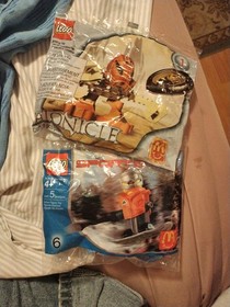 2 Vintage 2001 & 04 McDonalds Happy Meal Toys Lego Bionicle #1 & #6 Sports Lego