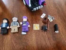 LEGO Harry Potter: Hogwarts Castle 4842 + Knights BUS 4866 Minifigures