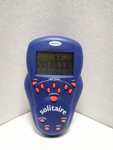 Radica Solitaire jeu de voyage électronique portable 2000 son vintage en option