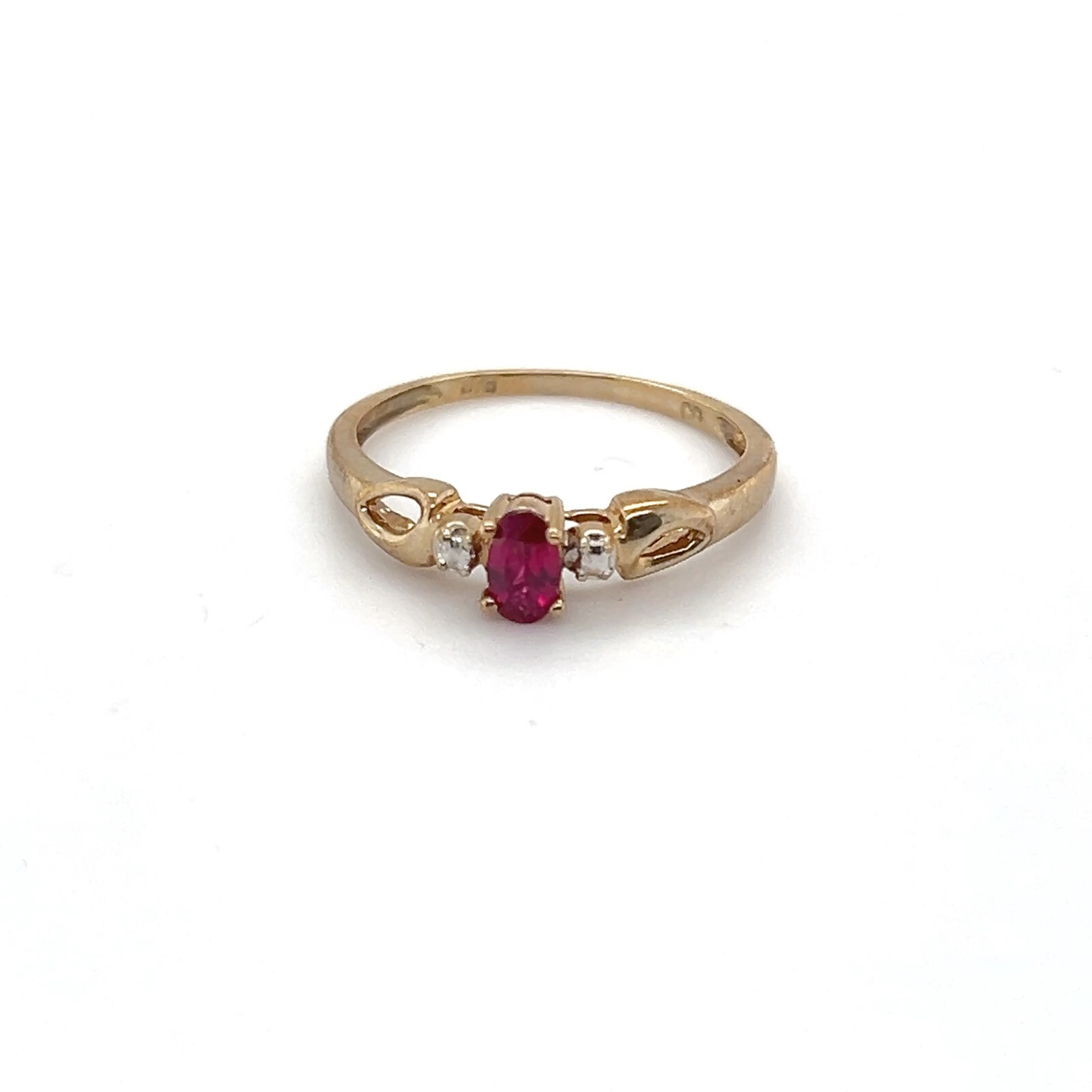 9ct Yellow Gold Ruby Ring - image 10