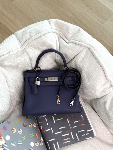 AUTH Hermes Kelly 28 Bleu Encre Evercolor Leather Silver HW Shoulder Bag