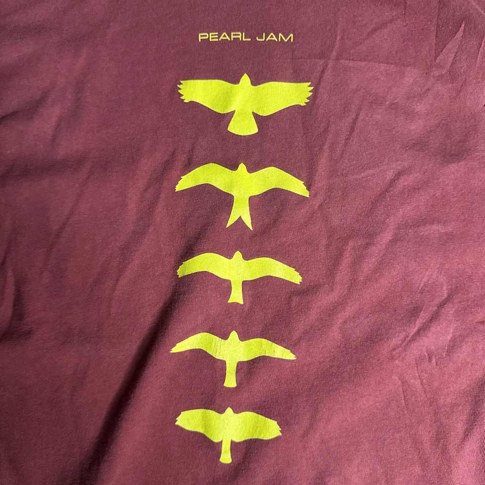 Camiseta Vintage 1998 Pearl Jam Band Yield Tour Kangol Tag Grande L Pássaros Vermelhos EUA - Imagem 2 de 4