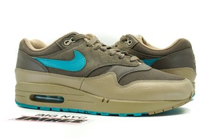 nike air max ridgerock