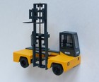 1:50 Diecast Lancer Side-Lift Fork Lift - Nzg 5291 with Display case and base