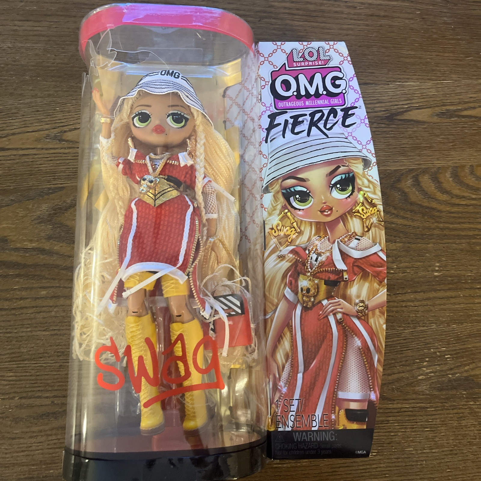 LOL Surprise OMG Fierce Swag Fashion Doll NEW IN DAMAGED BOX