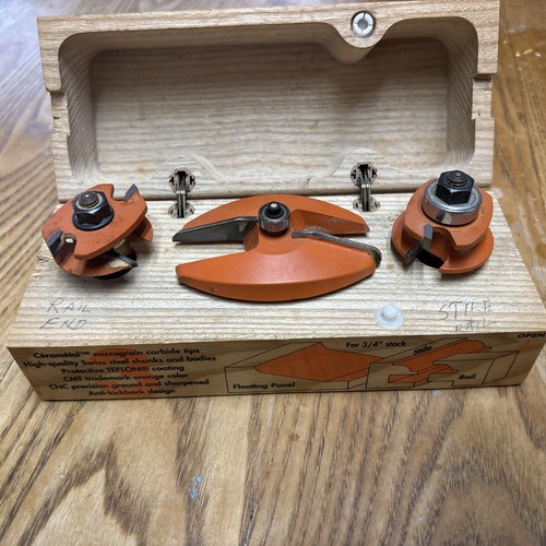 CMT 800.516.11 3-Piece Standard Kitchen Set in Hardwood Case, 1/2-Inch Shank