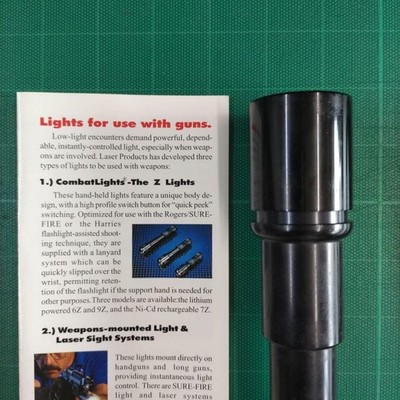 Discontinued Mint Condition] SureFire 9Z Combat Light with Spare