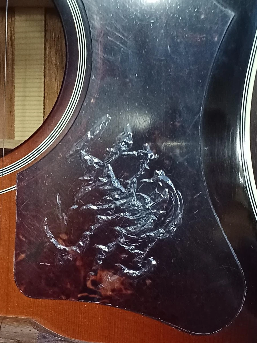 Guitarra acústica Gibson Southern Jumbo Sunburst escala corta con estuche rígido