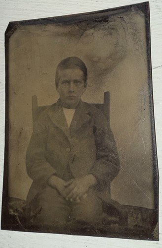 1800s Alabama Estate Find Tintype Of A Boy With A Serious Pose Sitting In Chair - Picture 3 of 4