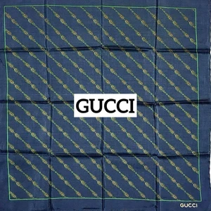 Chaîne ceinture écharpe marine GUCCI rétro 55 cm x 55 cm accessoire mode unisexe