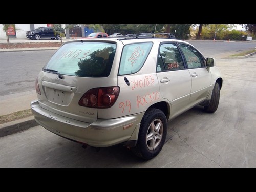 99-03 LEXUS RX300 3.0L 4WD AT DRIVER SIDE FRONT BRAKE CALIPER - Picture 8 of 12