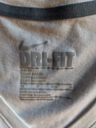 Nike Dri-Fit Athletic Tee, Women's X-Small Slim Fit - Freakishly Amazing Script - 第 6/12 張圖片
