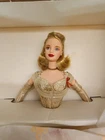 VINTAGE 1998 BARBIE TOYS R US 50th GOLDEN ANNIVERSARY DOLL MATTEL 13337 of 25000