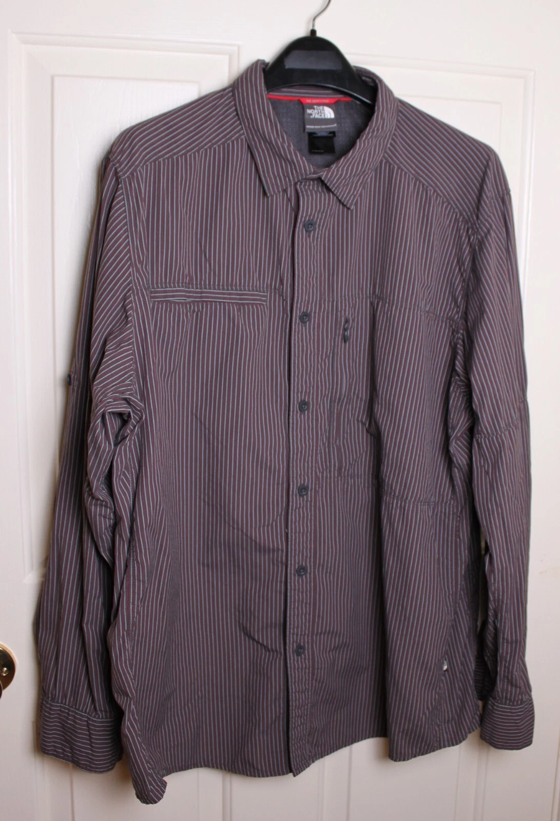 The North Face Button Up Shirt Men’s XL Black Stripe Long Sleeve Outdoor (25X31)