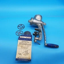 Vintage Maid Of Honor Food Chopper 4702-35 sold only by Sears Roebucks.CO