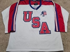 1984 TEAM USA White 1 Reach Wear Vintage size Large Worn Retail Hockey Jersey