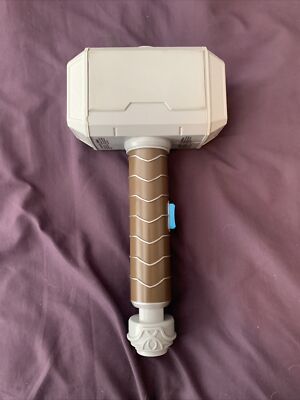 NERF: Thor Hammer Strike Power, Marvel Avengers 13'' Hammer 2019 Hasbro. Cosplay