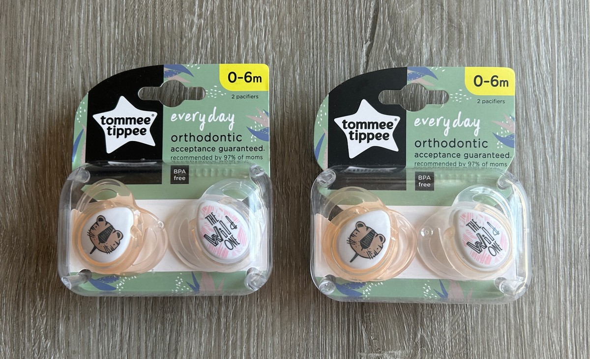 Tommee Tippee Everyday Every Day Orthodontic Pacifiers 0-6m x2 pkgs Wild One