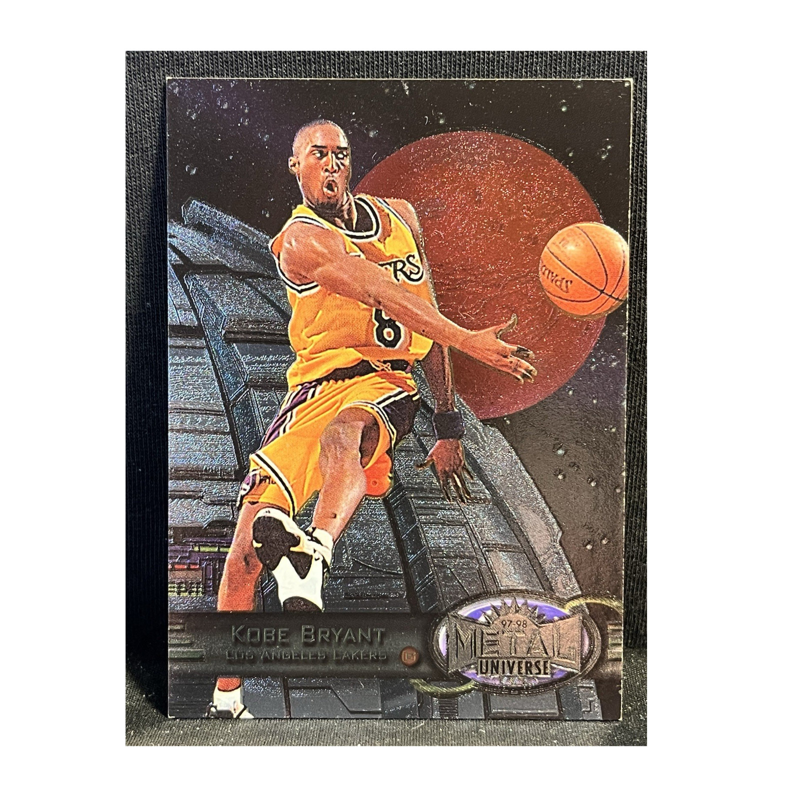 SkyBox 1997-98 Metal Universe Kobe Bryant Los Angeles Lakers #81 Basketball