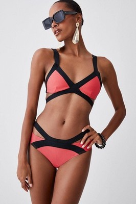 Karen Millen freche Bikinihose in Rot UVP 35£