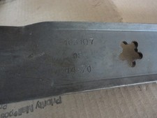 ONE NEW Genuine Husqvarna mulch blade 532403107 for 46" cut Free Shipping