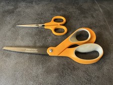 Lot Of 2 Pairs Scissors Fiskars 8.5  Titanium Non-Stick Fiskars 90 5  Stainless