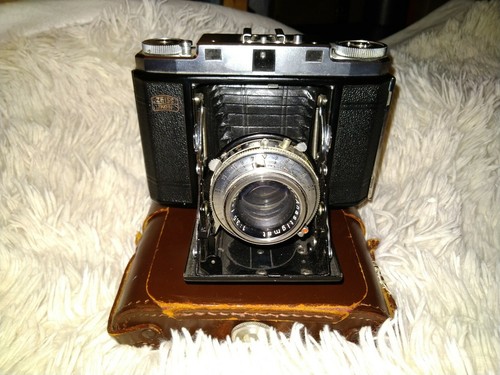 Zeiss Ikon Ikonta 524/16 Medium Format Camera with Novar 75mm f:3.5 - Picture 10 of 10
