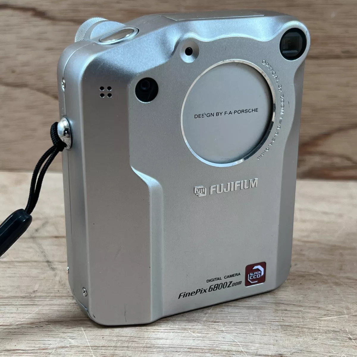 Finepix 6800z Fujifilm Porsche Design Japan Bad Battery Read Description