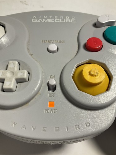 Nintendo GameCube WaveBird Wireless Controller OEM NO RECEIVER BATTERY COVER - Picture 2 of 11