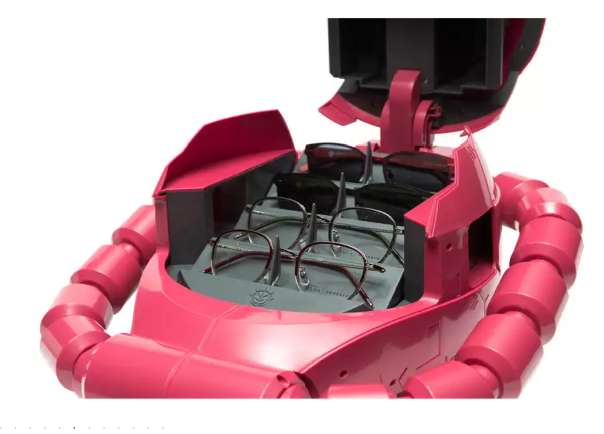 【全世界限定2,500個】ZAKU HEAD CASE OWNDAYS SOLD OUT】ZEON × OWNDAYS ZAKU HEAD CASE | OWNDAYS ONLINE