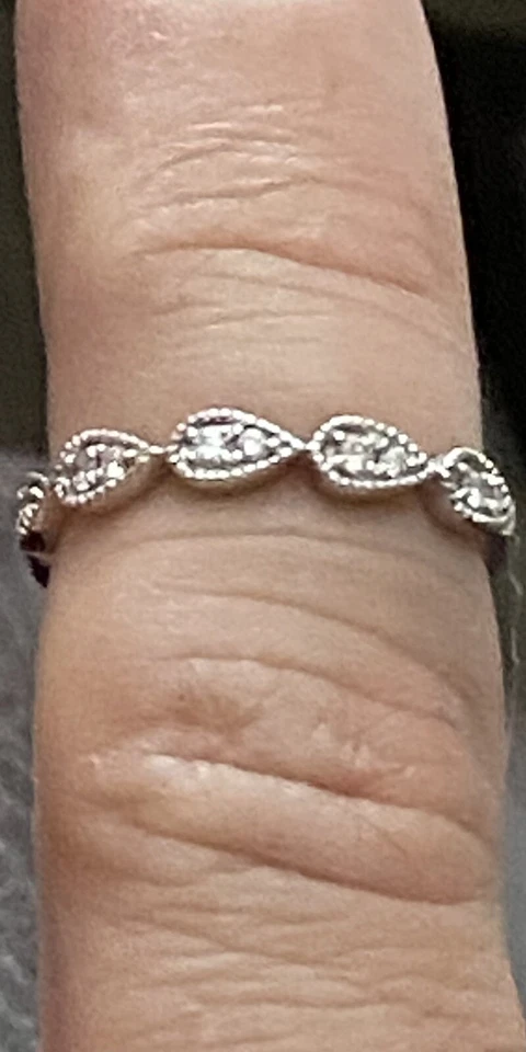 Pulseira feminina Diamond Accent Milgrain tamanho 6.5 ouro branco 10k apenas reduzida - Imagem 2 de 4