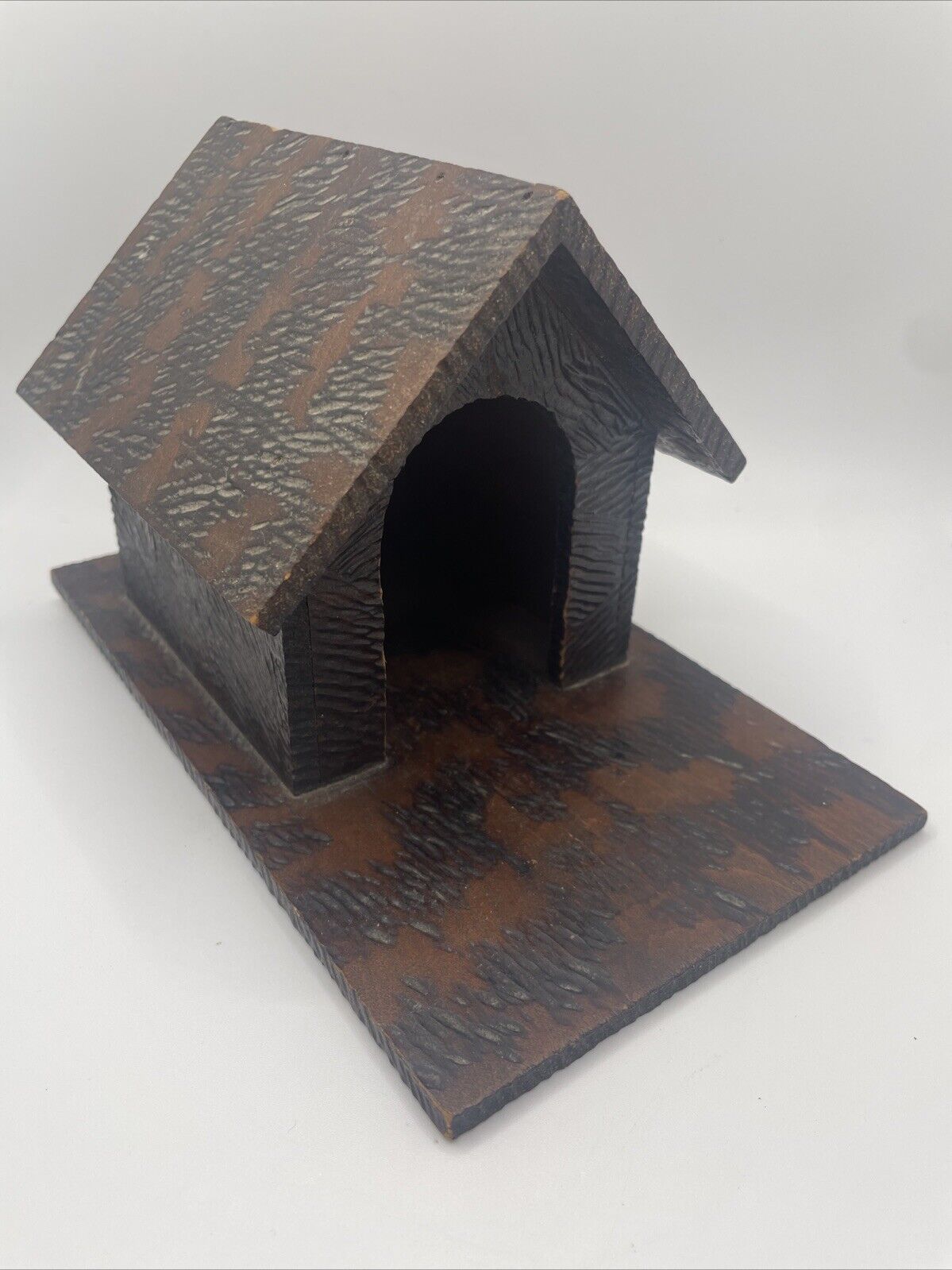 Picture 1 of 24