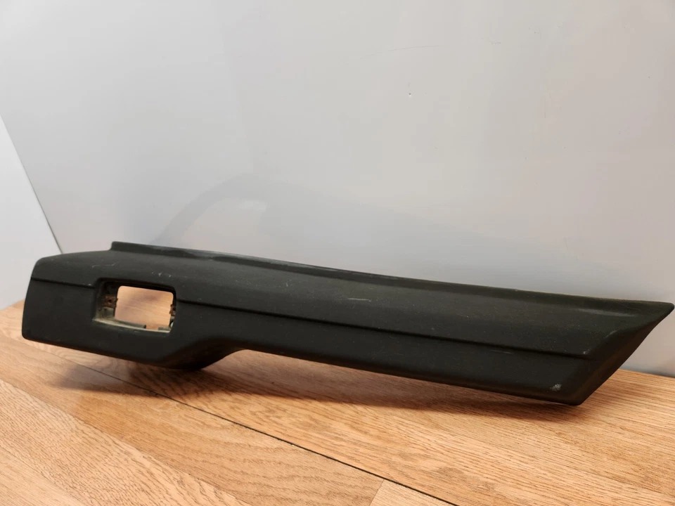 ✅ 82-88 OEM BMW E28 528e 535 Rear Bumper Passenger Side Top Plastic Cover Trim * - Image 4 of 4