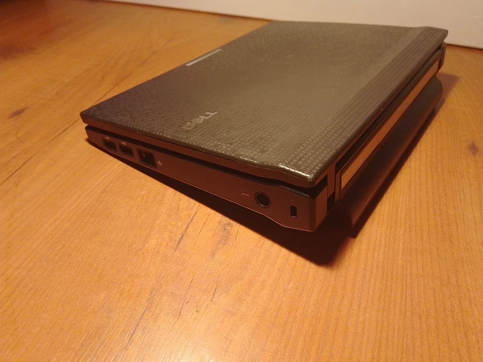 Dell Latitude 2120 Windows 10 120GB SSD 2GB RAM - Image 4 of 4