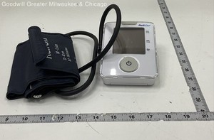 ReliOn White Digital Automatic Upper Arm Blood Pressure Monitor BP3NL1-1PRL