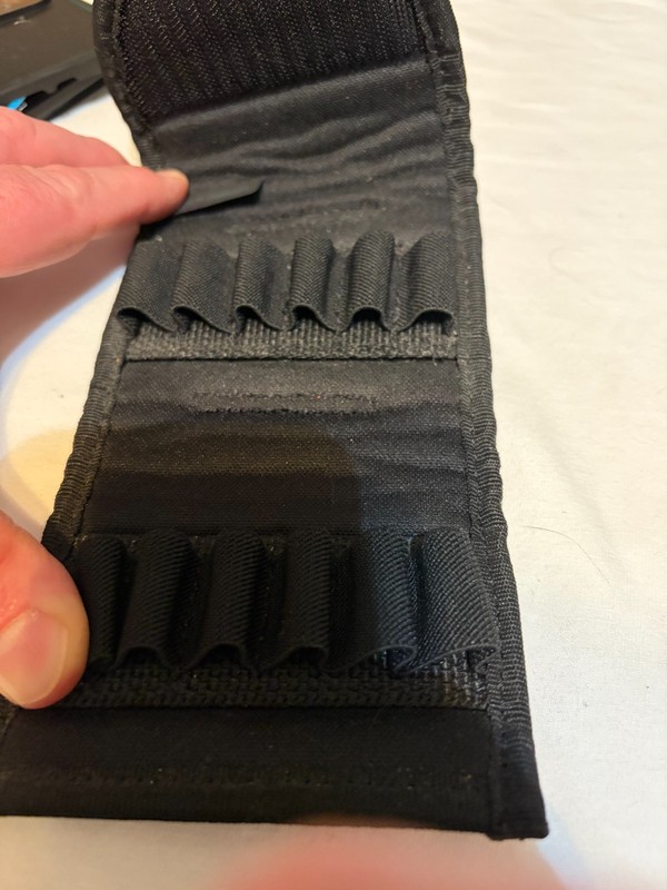 Uncle Mike's Belt Slide Pistol Ammo Wallet 12-Round Nylon Black