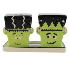 Transpac Frankenstein & Bride & Salt And Pepper Shaker Plate Trick Or Treat