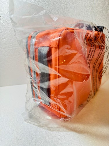 Neu mit Etikett Yeti Daytrip Brotdose Mini Kühlbox LIMITIERTE AUFLAGE FARBE - KORALLE (SELTEN) - Bild 4 von 6