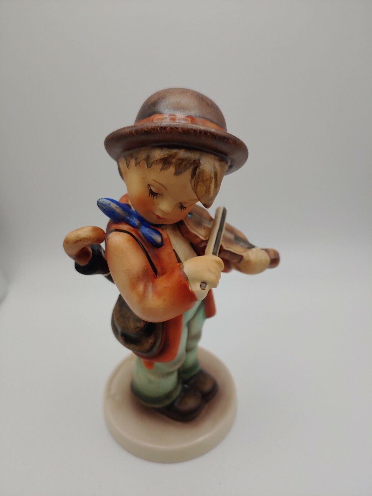 Vintage Hummel Goebel W Germany The "Little Fiddler" BROWN Hat 5.5"