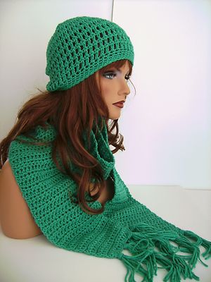 JADE GREEN HAND CROCHET HAT AND SCARF SET HAND MADE BEANIE CLOCHE