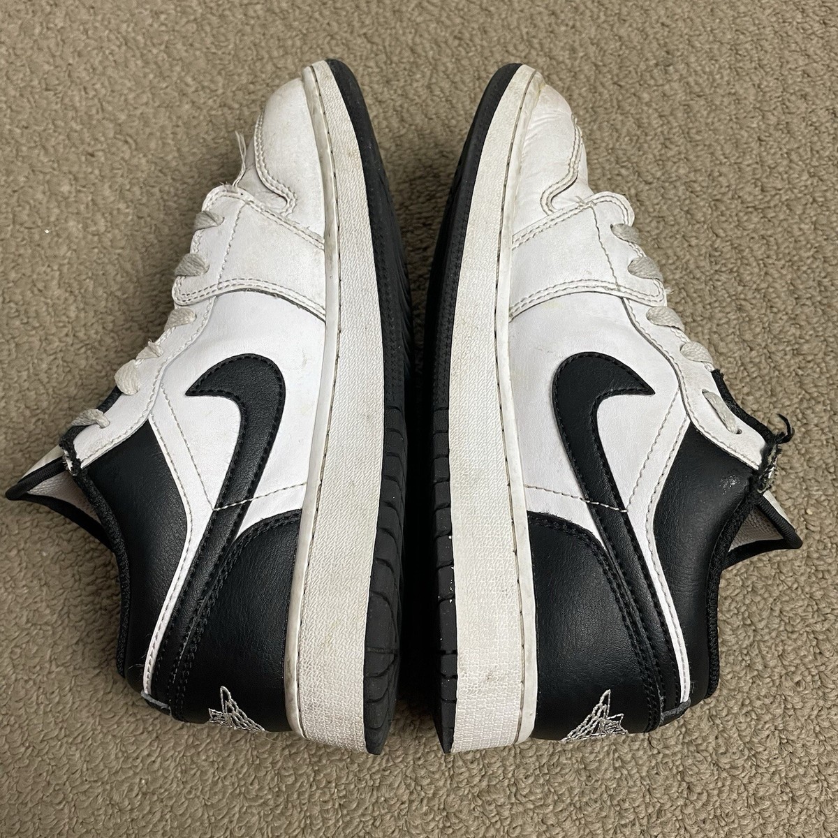 Nike Air Jordan 1 Low (GS) Shoes White Black 553560-132 Size